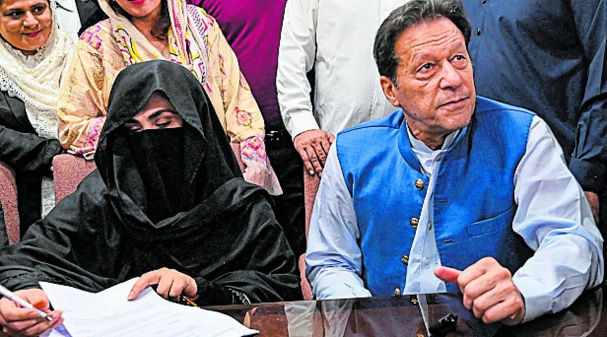 ತೋಷಖಾನಾ ಭ್ರಷ್ಟಾಚಾರ ಪ್ರಕರಣ: ಇಮ್ರಾನ್ ಖಾನ್, ಪತ್ನಿಗೆ 14 ವರ್ಷ ಜೈಲು