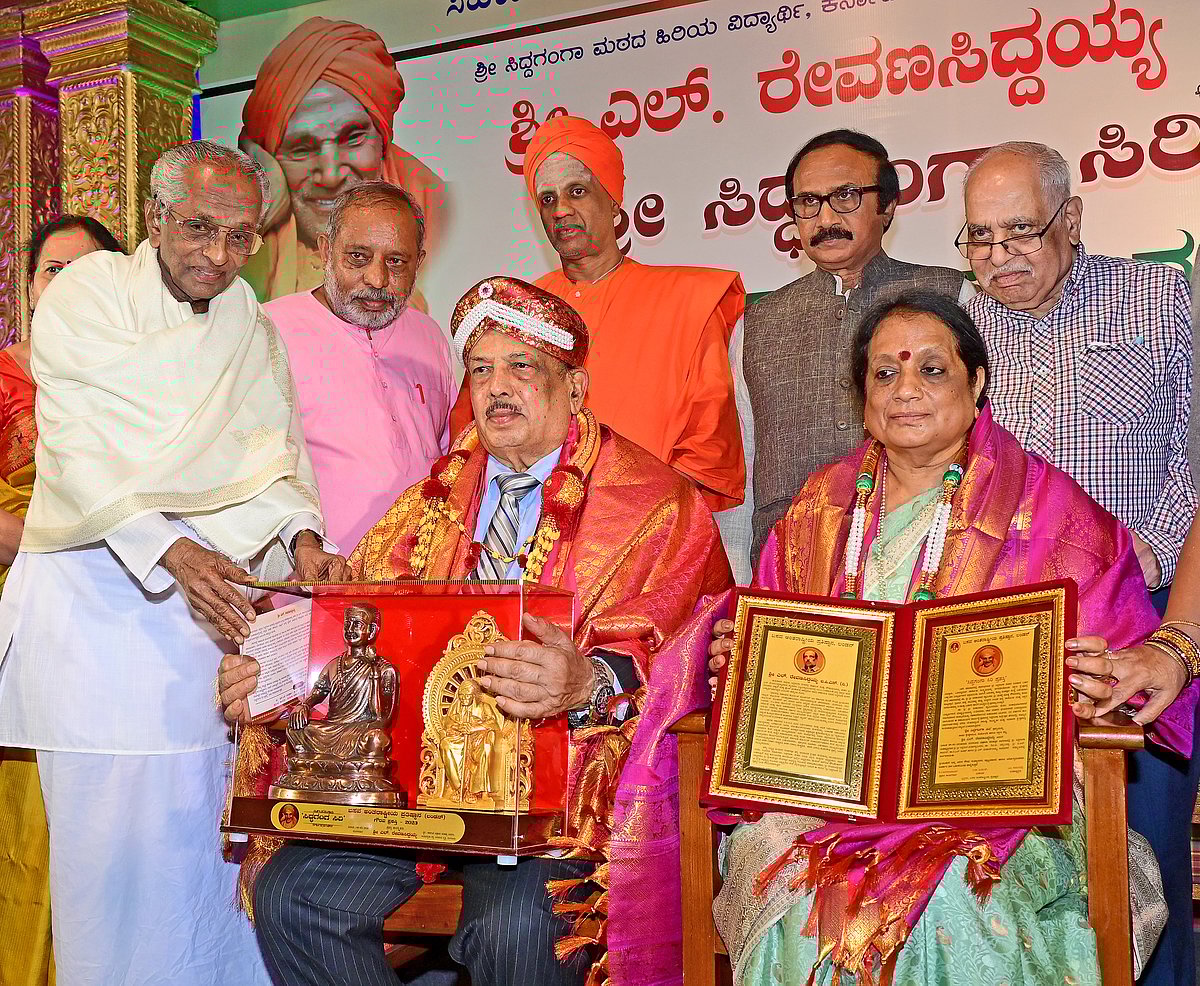 ಸರ್ಕಾರಿ ನೌಕರರ ರಾಜಕೀಯ ಪ್ರವೇಶ ಸರಿಯಲ್ಲ: ಜಾನಪದ ವಿದ್ವಾಂಸ ಗೊ.ರು. ಚನ್ನಬಸಪ್ಪ