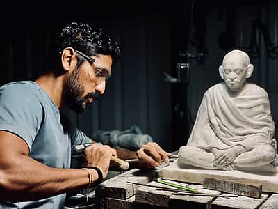  ಅರುಣ್‌ ಯೋಗಿರಾಜ್‌ ಕೆತ್ತಿರುವ ಮಹಾತ್ಮ ಗಾಂಧಿ ಮೂರ್ತಿ