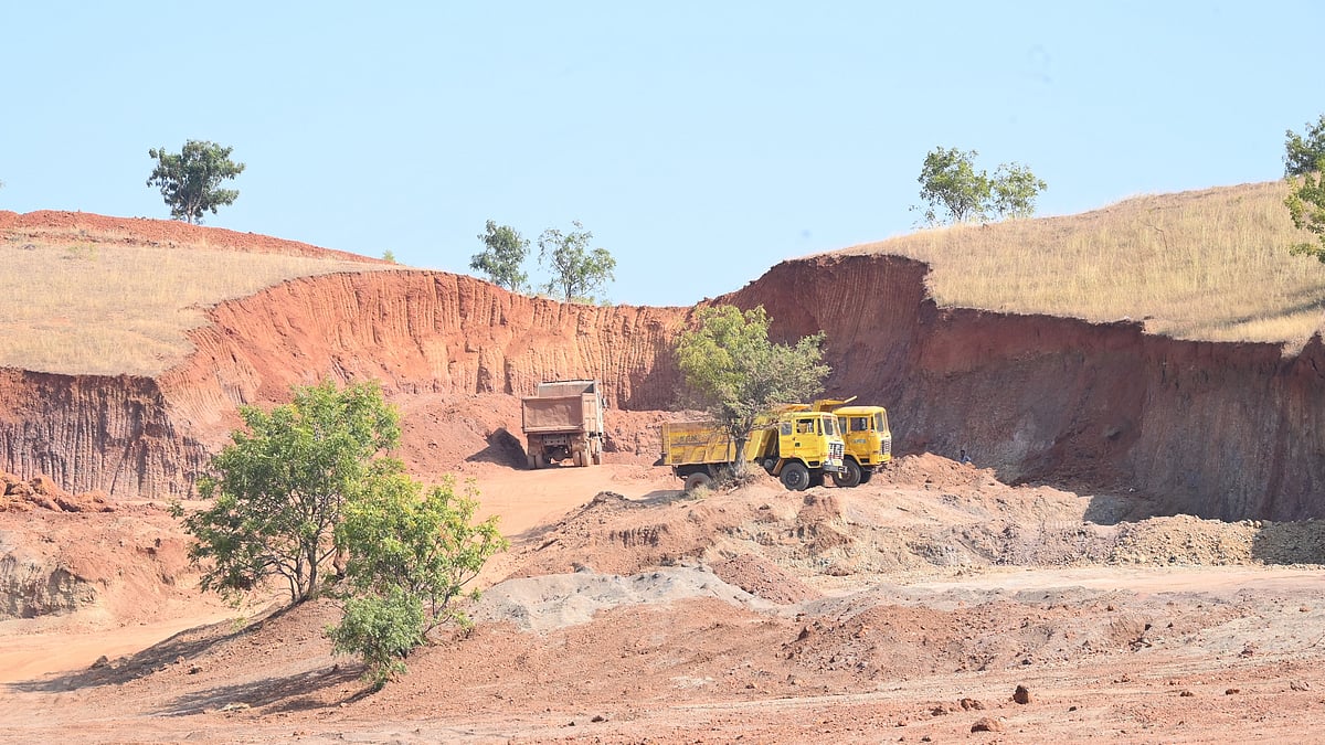 ಬೀದರ್‌ | ಭೂ ಮಾಫಿಯಾಕ್ಕೆ ಬೋಳಾಗುತ್ತಿವೆ ಗುಡ್ಡಗಳು!