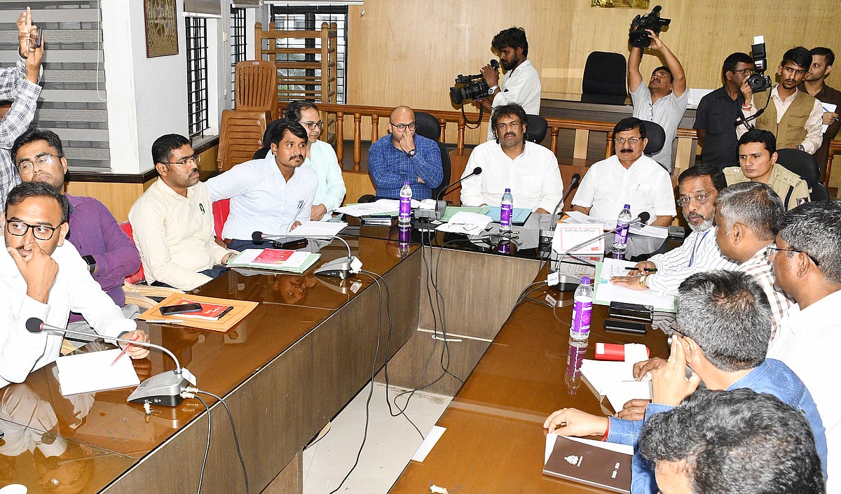 ಮಂಗನ ಕಾಯಿಲೆ: ನಿರ್ಲಕ್ಷ್ಯ ಬೇಡ, ತಕ್ಷಣ ಚಿಕಿತ್ಸೆ ಪಡೆಯಿರಿ