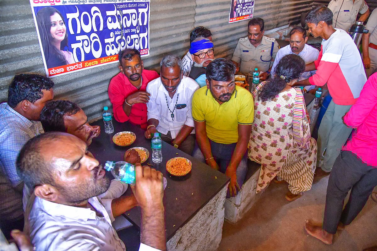ಕೊಪ್ಪಳ: ಹಾಲವರ್ತಿಯಲ್ಲಿ ಅಸ್ಪೃಶ್ಯತೆ; ಇಬ್ಬರ ಬಂಧನ