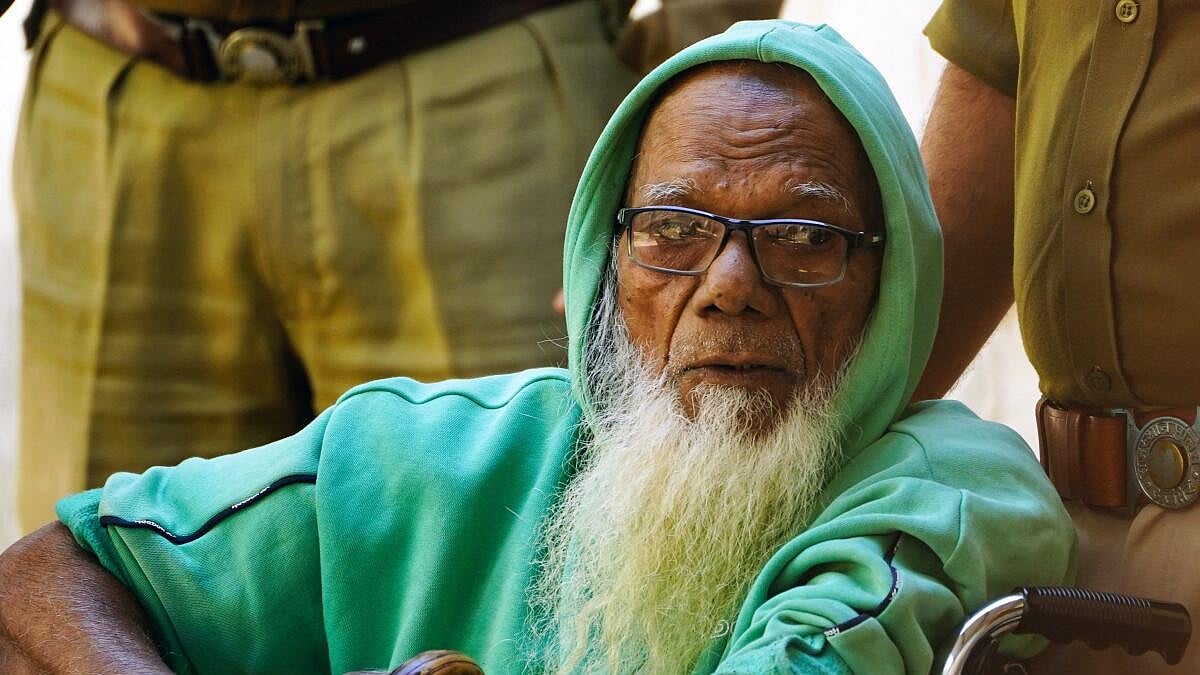 1993ರ ಸರಣಿ ಬಾಂಬ್‌ ಸ್ಫೋಟ ಪ್ರಕರಣ: ಅಬ್ದುಲ್‌ ಕರೀಮ್‌ ತುಂಡಾ ದೋಷಮುಕ್ತ