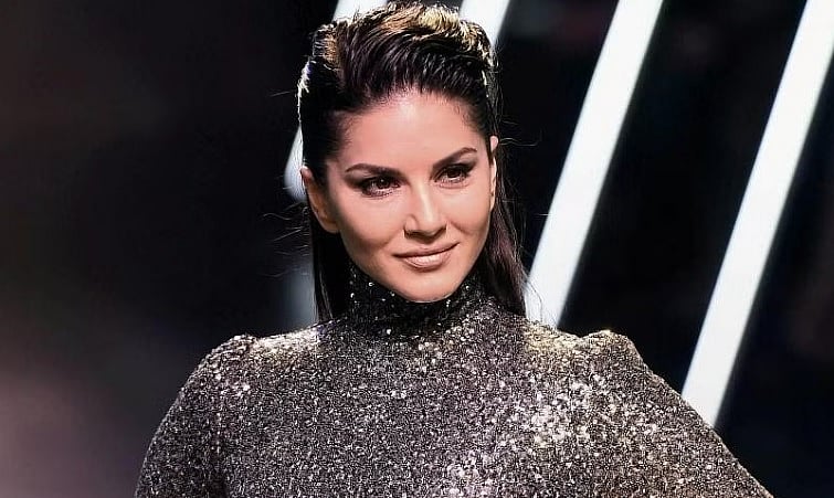 ನೇಮಕಾತಿ ಪರೀಕ್ಷೆ ಪ್ರವೇಶ ಪತ್ರದಲ್ಲಿ ನಟಿ ಸನ್ನಿ ಲಿಯೋನ್‌ ಚಿತ್ರ: ತನಿಖೆಗೆ ಆದೇಶ