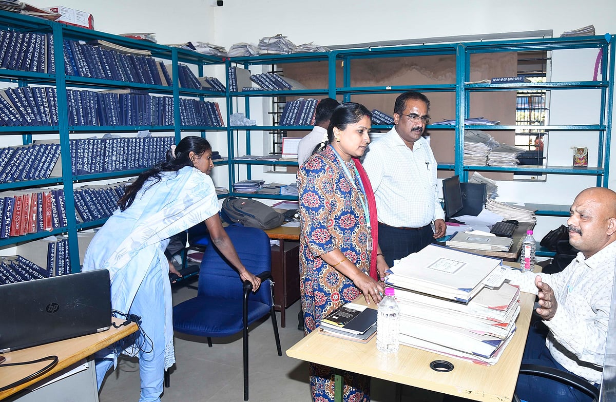 ತುಮಕೂರು: ಪಾಲಿಕೆ ಮೇಲೆ ಲೋಕಾಯುಕ್ತ ದಾಳಿ