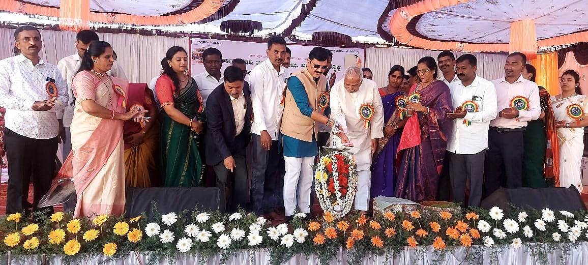 ಸಮಾಜದ ಏಳಿಗೆಗೆ ಶುದ್ಧ ಮನಸ್ಸು ಅಗತ್ಯ: ಕಾಗೊಡು ತಿಮ್ಮಪ್ಪ