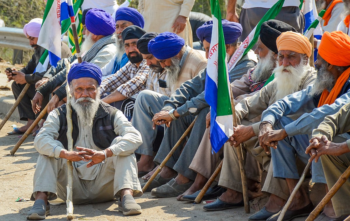 ‘ದೆಹಲಿ ಚಲೋ’ ಮೆರವಣಿಗೆ: ಬಂದ್‌ ಮಾಡಲಾಗಿದ್ದ ಸಿಂಘು, ಟಿಕ್ರಿ ಗಡಿ ಭಾಗಶಃ ತೆರವು