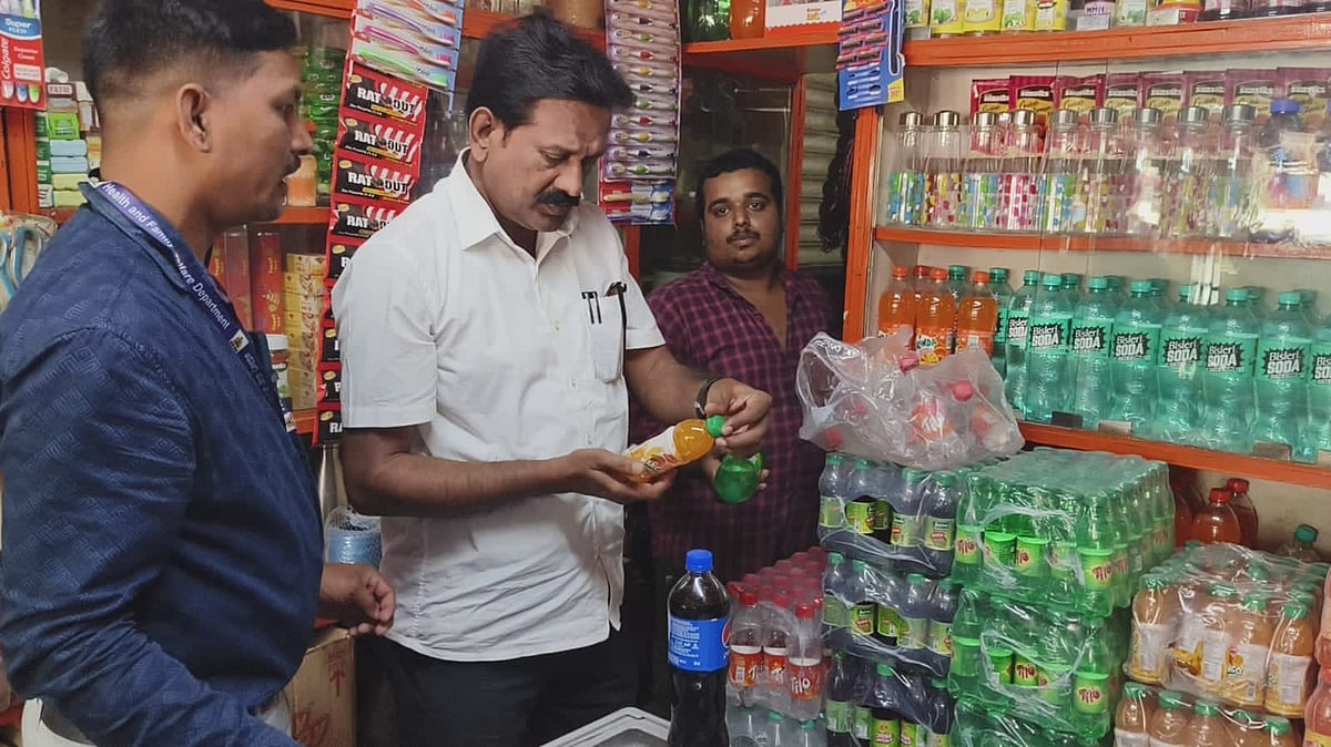 ಎಚ್.ಡಿ.ಕೋಟೆ | ಅವಧಿ ಮೀರಿದ ಆಹಾರ ಮಾರಾಟ ಪತ್ತೆ: ನೋಟಿಸ್‌ ಜಾರಿ