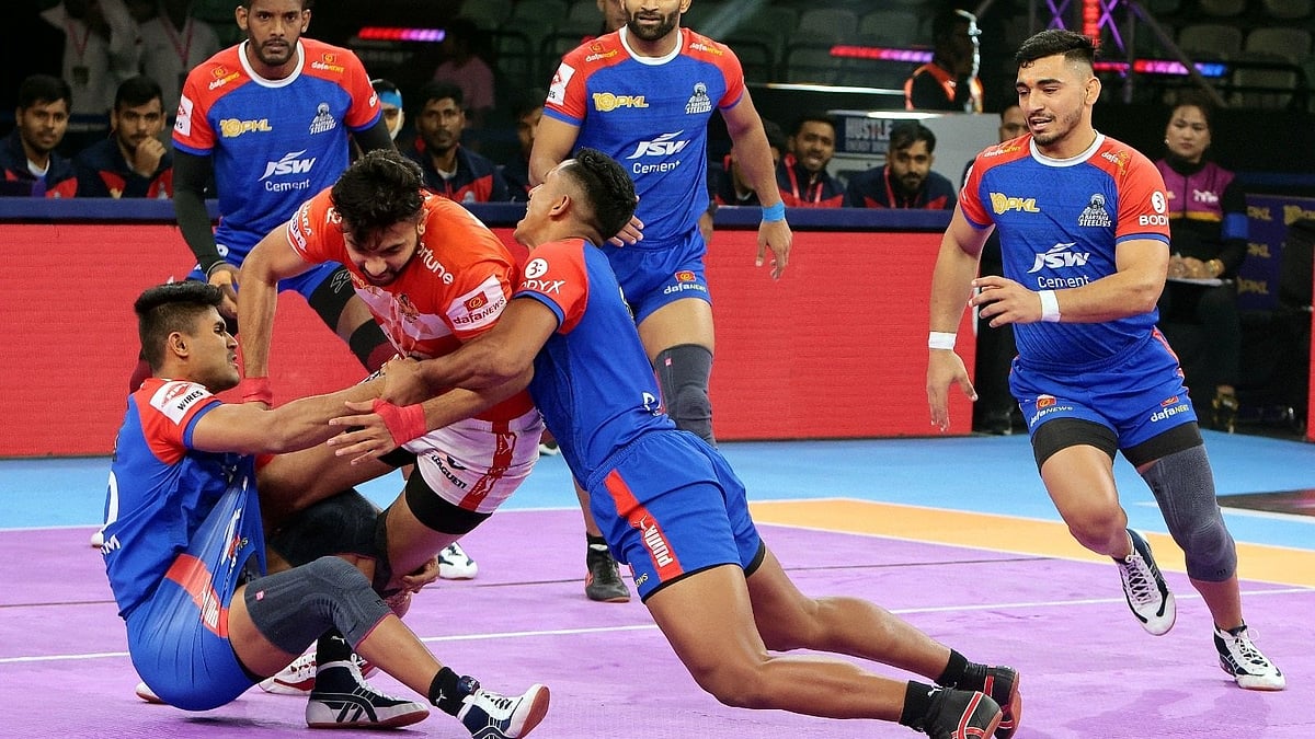 ಪ್ರೊ ಕಬಡ್ಡಿ ಲೀಗ್ | ಸೆಮಿಫೈನಲ್ ನಿರೀಕ್ಷೆಯಲ್ಲಿ ಪಟ್ನಾ-ಡೆಲ್ಲಿ