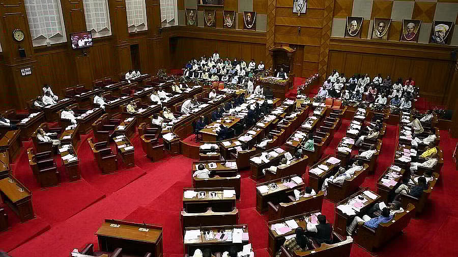 ಸರ್ಕಾರಕ್ಕೆ 2ನೇ ಬಾರಿ ಮುಖಭಂಗ:ಧಾರ್ಮಿಕ ಸಂಸ್ಥೆಗಳ  ಮಸೂದೆಗೆ ಮೇಲ್ಮನೆಯಲ್ಲಿ ಸೋಲು