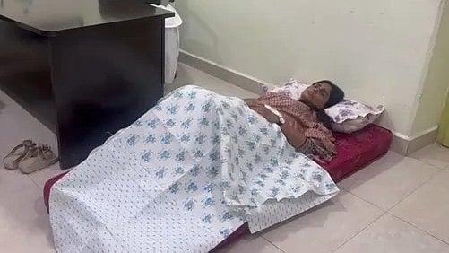 ಗೃಹಬಂಧನ ಭೀತಿ: ಕಾಂಗ್ರೆಸ್‌ ಕಚೇರಿಯಲ್ಲಿಯೇ ಮಲಗಿದ ಶರ್ಮಿಳಾ ರೆಡ್ಡಿ