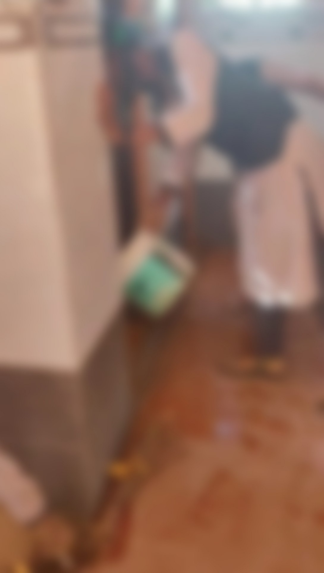 ಶಿಕ್ಷಕಿಯರ ಜಗಳ; ವಿದ್ಯಾರ್ಥಿನಿಯರಿಗೆ ಸ್ವಚ್ಛತೆ ‘ಶಿಕ್ಷೆ’