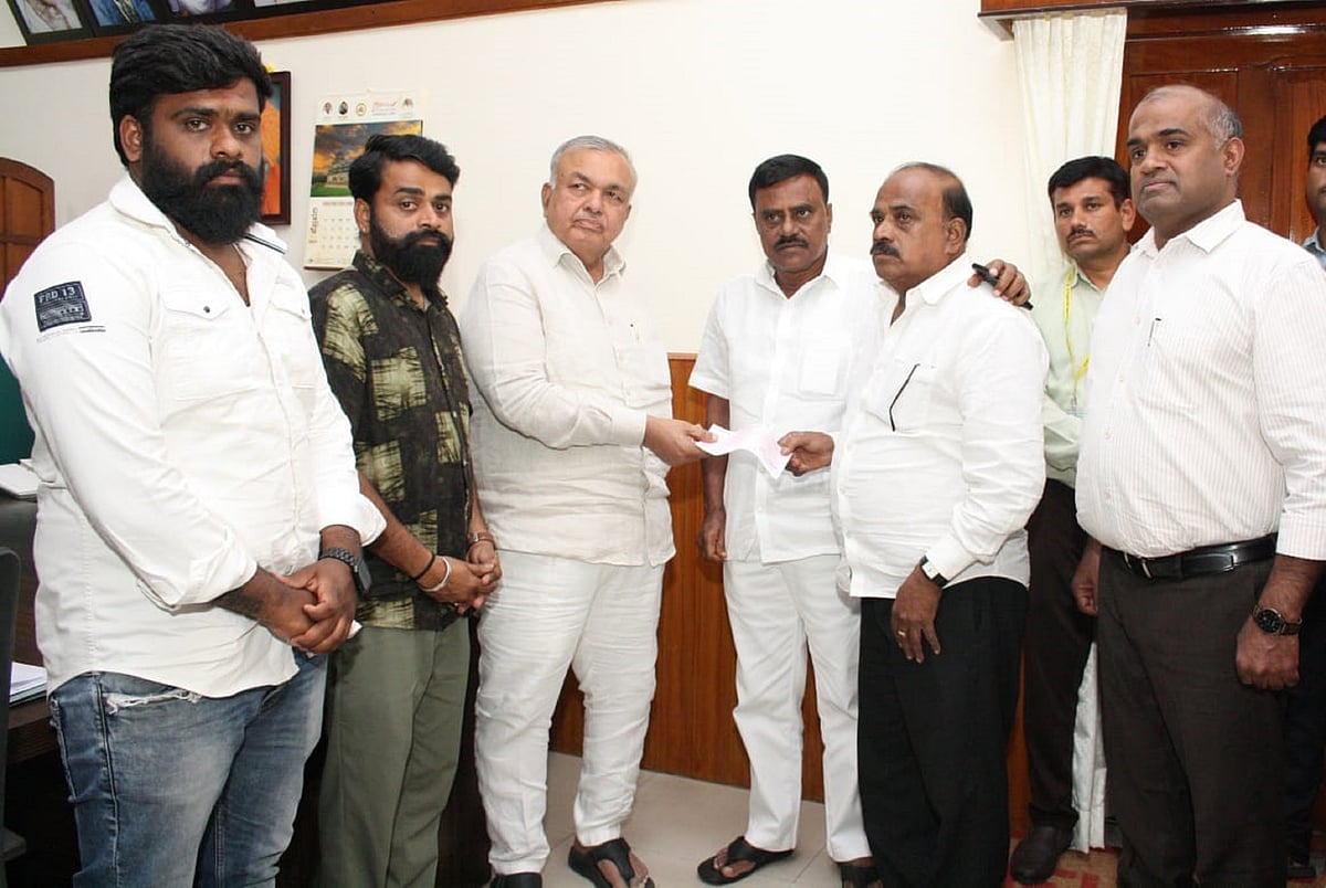 ಕೆಎಸ್‌ಆರ್‌ಟಿಸಿ ಬಸ್‌ ಅಪಘಾತ: ಮೃತಪಟ್ಟ ಪ್ರಯಾಣಿಕರ ಅವಲಂಬಿತರಿಗೆ ಪರಿಹಾರ ವಿತರಣೆ