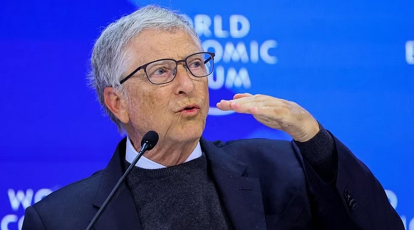 ಭುವನೇಶ್ವರ: ಕೊಳೆಗೇರಿ ಪ್ರದೇಶಗಳಿಗೆ ಬಿಲ್ ಗೇಟ್ಸ್ ಭೇಟಿ, ಸ್ಥಳೀಯರೊಂದಿಗೆ ಸಂವಾದ