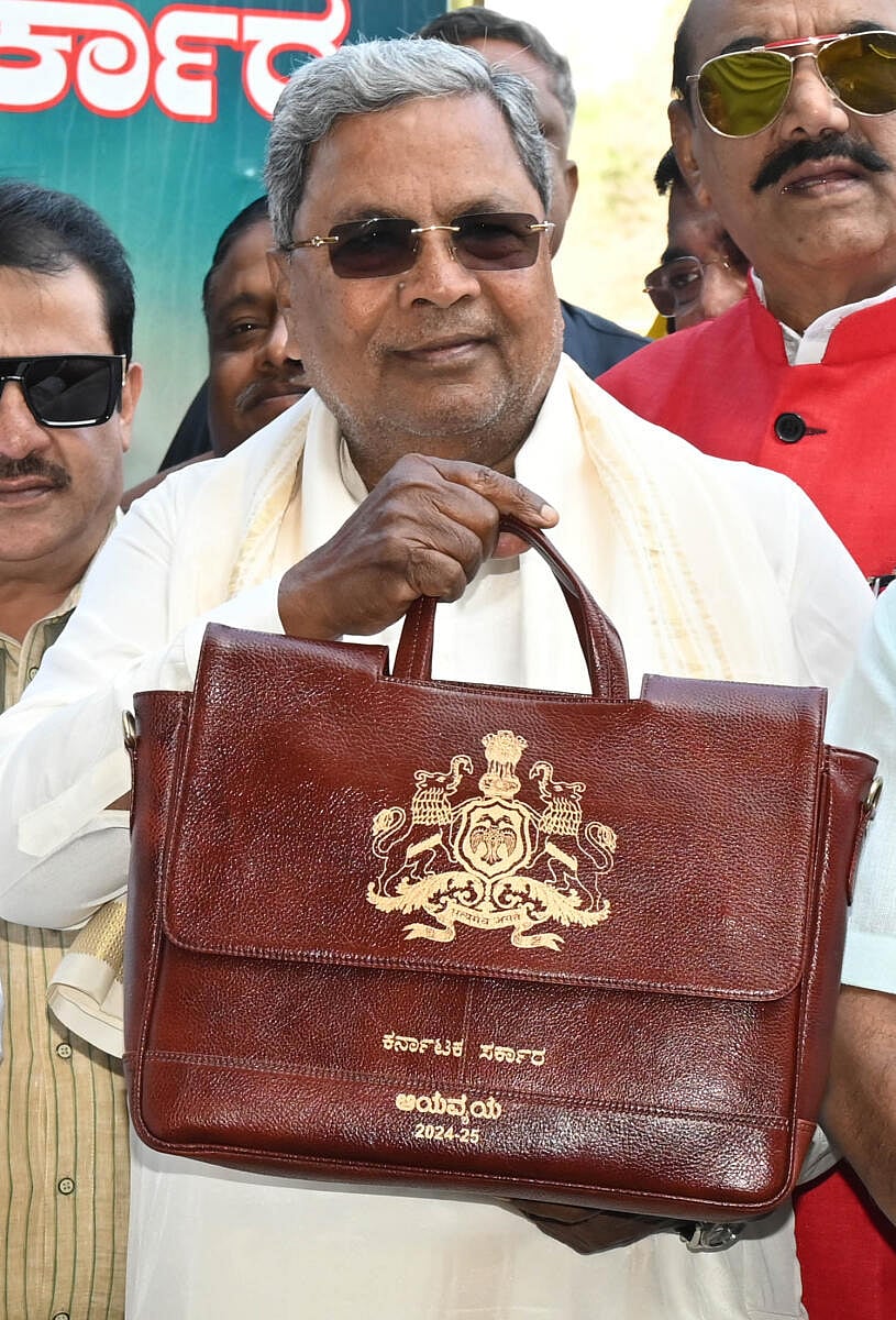 ಬಜೆಟ್: ಅನ್ನ ಸುವಿಧಾ ಮೂಲಕ 80 ವರ್ಷ ಮೇಲ್ಪಟ್ಟವರಿಗೆ ಆಹಾರ ಧಾನ್ಯ ಹೋಂ ಡೆಲಿವರಿ