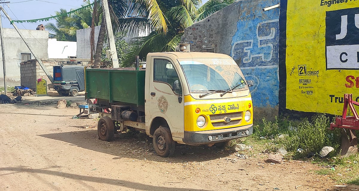 ಸ್ವಚ್ಛ ಭಾರತ ಯೋಜನೆಗೆ ಹಿನ್ನಡೆ: ತುಕ್ಕು ಹಿಡಿಯುತ್ತಿವೆ ಕಸದ ವಾಹನಗಳು 