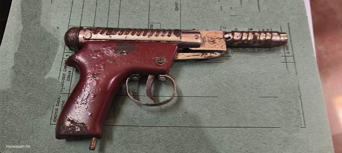 ಕಲಬುರಗಿ: ಆಟಿಕೆ ಪಿಸ್ತೂಲ್ ತೋರಿಸಿ ಲೂಟಿ ಮಾಡಿದ್ದು 2.86 ಕೆ.ಜಿ. ಚಿನ್ನ!