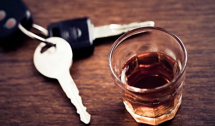 ಬೆಂಗಳೂರು: ಮದ್ಯ ಕುಡಿದು ಚಾಲನೆ, ಖಾಸಗಿ ಬಸ್‌ ಚಾಲಕರ ವಿರುದ್ಧ ಪ್ರಕರಣ