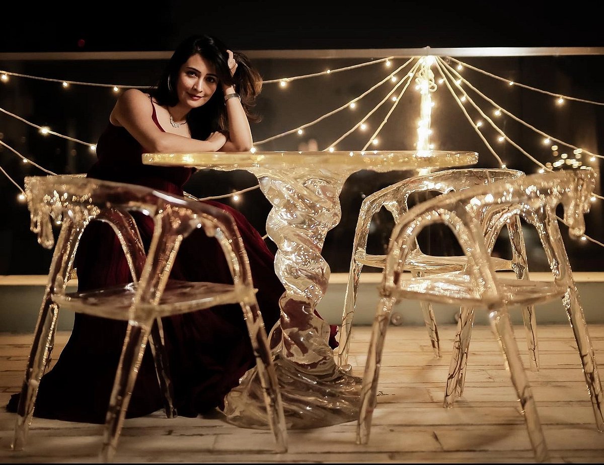 ವ್ಯಾಲೆಂಟೈನ್ ಡೇ ಪ್ರಯುಕ್ತ ವಿಶೇಷ ಫೋಟೊಗಳನ್ನು ಹಂಚಿಕೊಂಡ ನಟಿ ರಾಧಿಕಾ ಪಂಡಿತ್