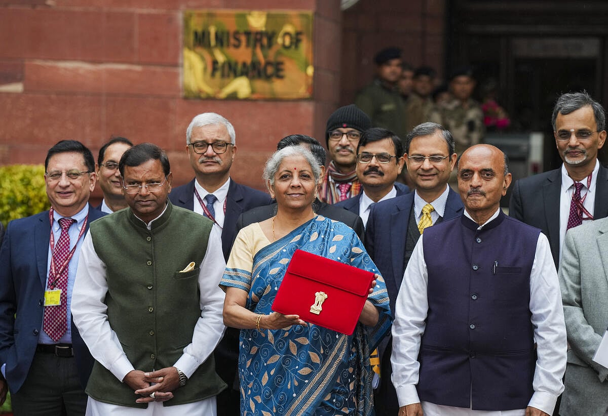 Union Budget: ಸಚಿವೆ ನಿರ್ಮಲಾ ಸೀತಾರಾಮನ್ ಬಜೆಟ್ ಮಂಡನೆಯ ಲೈವ್ ಇಲ್ಲಿ ವೀಕ್ಷಿಸಿ