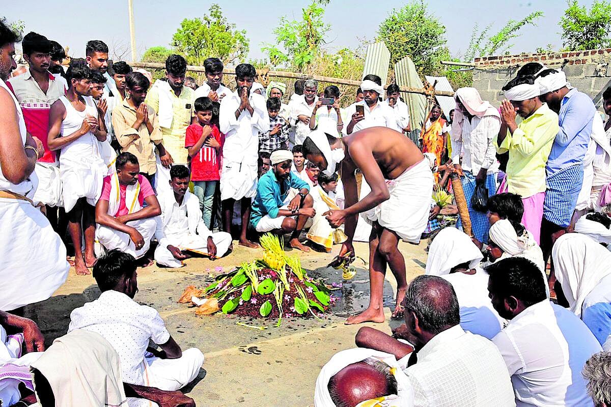 ಲೇಖನ: ಗೊಲ್ಲರಹಟ್ಟಿಯ ವಿಶಿಷ್ಟ ಕಾಳುಹಬ್ಬ