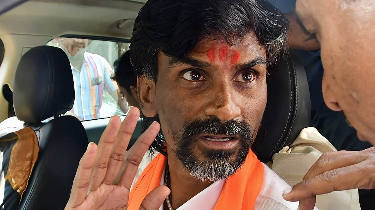 ಮನೋಜ್ ಜರಾಂಗೆಗೆ ರಾಜಕೀಯ ನಂಟು ಆರೋಪ: SIT ರಚಿಸಲು ಮುಂದಾದ ಮಹಾರಾಷ್ಟ್ರ ಸರ್ಕಾರ