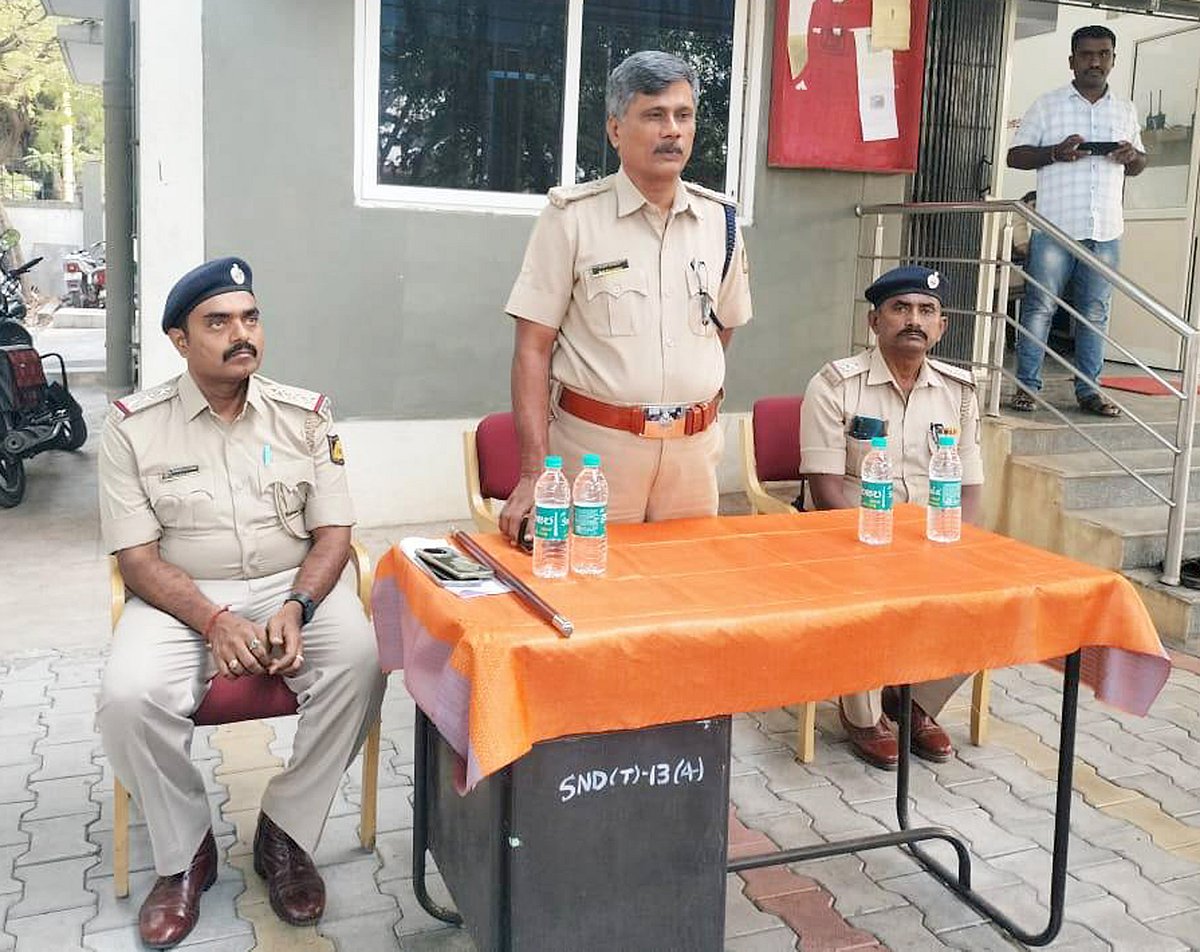 ಶಾಂತಿ, ಸೌಹಾರ್ದದಿಂದ ಹೋಳಿ ಹಬ್ಬ ಆಚರಿಸಿ: ಬಿ.ಎಸ್.ತಳವಾರ 