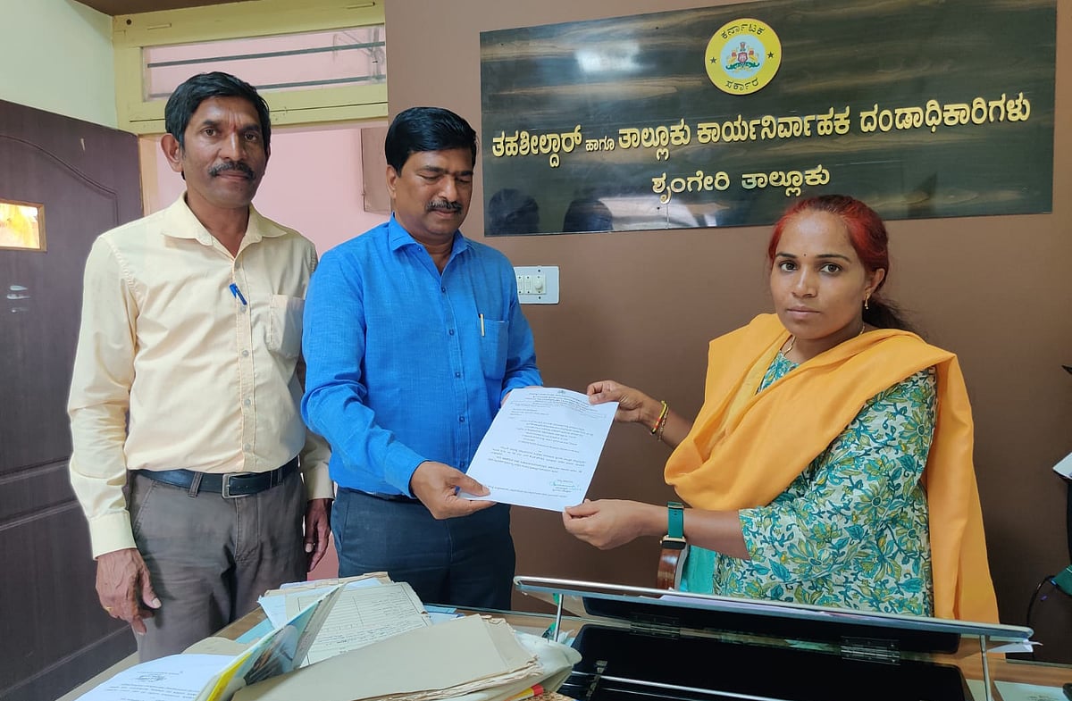 ಶೃಂಗೇರಿ: ಕಂದಾಯ ಇಲಾಖೆಯಿಂದ 4 ಎಕರೆ 23 ಗುಂಟೆ ಜಾಗ ಕೆಎಸ್‍ಆರ್‌ಟಿಸಿಗೆ ಹಸ್ತಾಂತರ