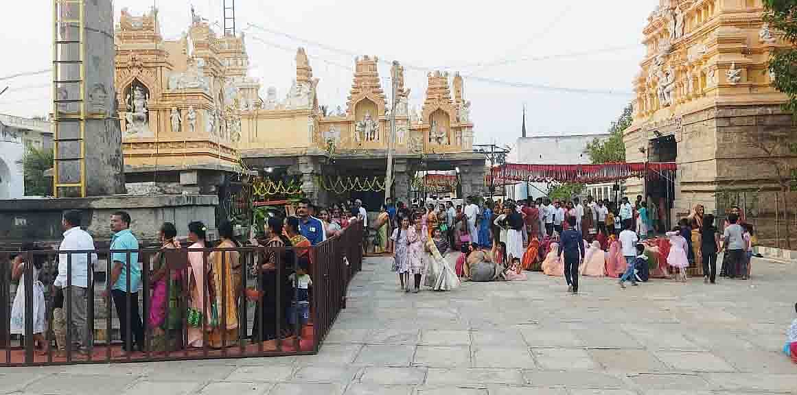 ಮಹಾ ಶಿವರಾತ್ರಿ: ತೇರುಮಲ್ಲೇಶ್ವರನ ದರ್ಶನಕ್ಕೆ ಭಕ್ತರ ದಂಡು