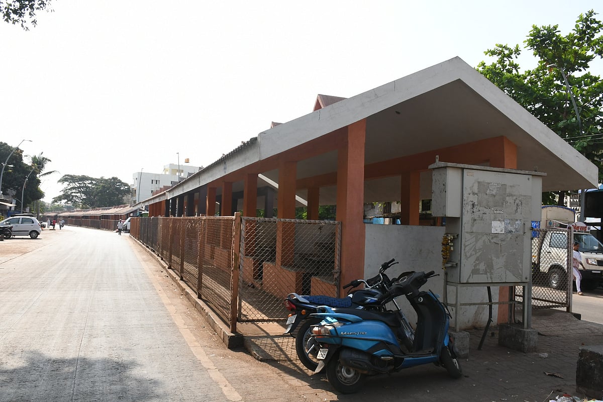 ಬೆಳಗಾವಿ: ಬಿಸಿಲಲ್ಲಿ ಬಸವಳಿದ ನಗರದ ವ್ಯಾಪಾರಿಗಳು