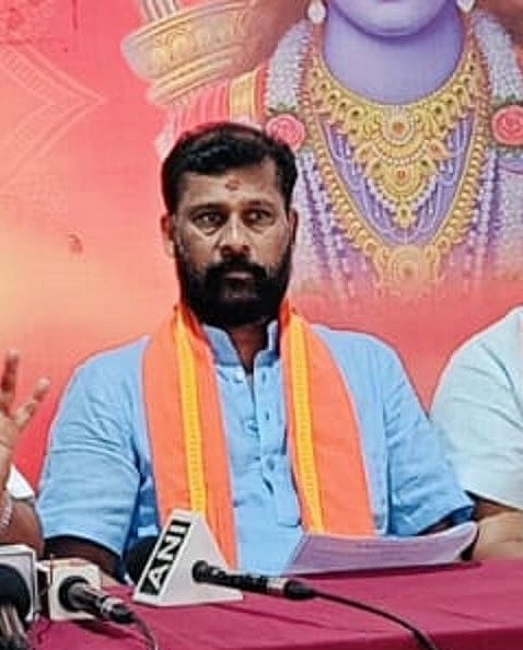 ಬಾಂಬ್‌ ಸ್ಫೋಟದ ಆರೋಪಿ ಪತ್ತೆಗೆ ಮಸೀದಿ, ಮದರಸಕ್ಕೆ ದಾಳಿ ನಡೆಸಿ: ಶರಣ್ ಪಂಪ್‌ವೆಲ್