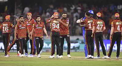 ಪಂದ್ಯದಲ್ಲಿ ಒಟ್ಟು ದಾಖಲಾದ ಮೊತ್ತ 523
