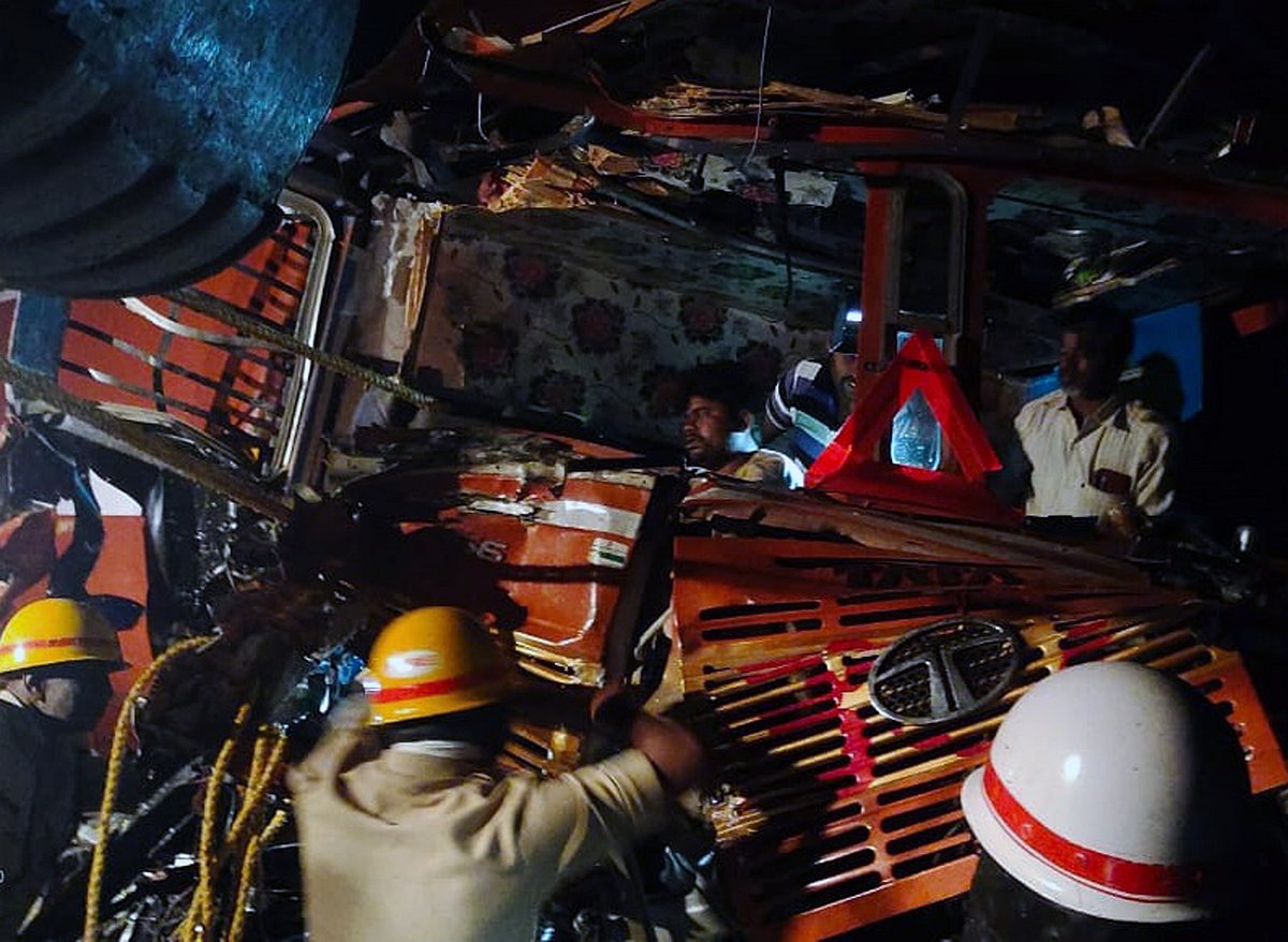 ಲಿಂಗಸುಗೂರು: ‘ಅಗ್ನಿ’ ಆರಿಸಲು ಇರುವುದೊಂದೇ ವಾಹನ!