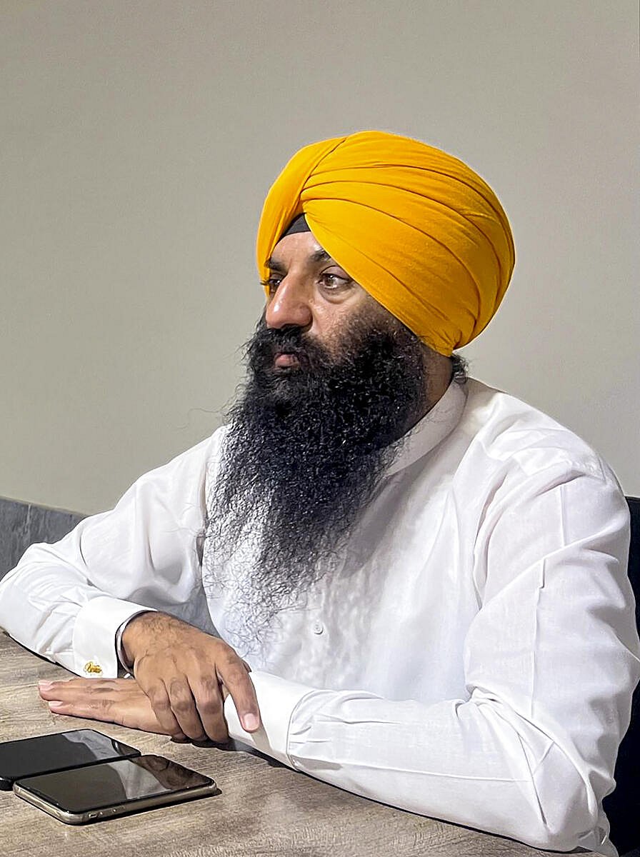 ಪಾಕಿಸ್ತಾನ: ಸಿಖ್ ಸಮುದಾಯದ ಮೊದಲ ಸಚಿವರಾಗಿ ರಮೇಶ್ ಅರೋರಾ ಪ್ರಮಾಣ ವಚನ