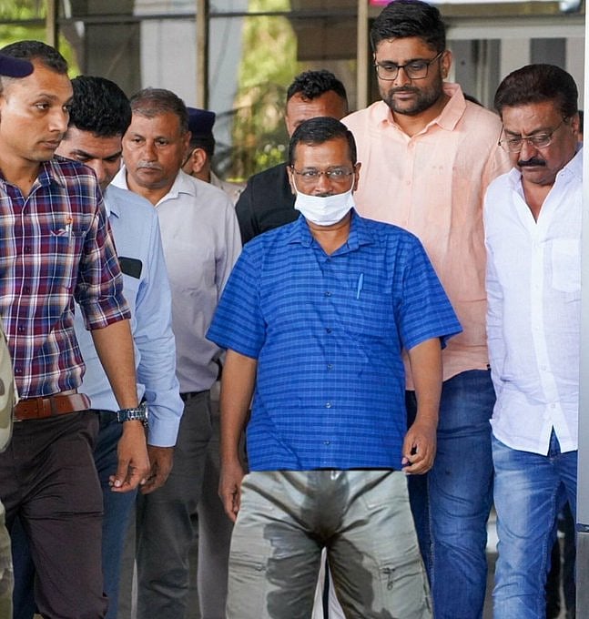 Fact Check|ಪ್ಯಾಂಟ್‌ನಲ್ಲೇ ಮೂತ್ರ ಮಾಡಿಕೊಂಡ ಕೇಜ್ರಿವಾಲ್‌;ಇದು ತಿರುಚಲಾದ ಚಿತ್ರ