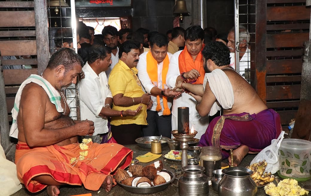 ಕಂಕನಾಡಿ ಗರೋಡಿಗೆ ಚೌಟ ಭೇಟಿ