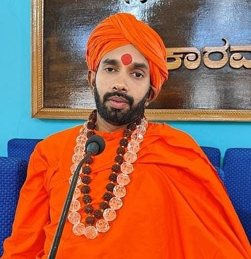 ಸಿದ್ದರಾಮಯ್ಯ ಸರ್ಕಾರದಿಂದ ಈಡಿಗರಿಗೆ ಅನ್ಯಾಯ: ಪ್ರಣವಾನಂದ ಸ್ವಾಮೀಜಿ ಆರೋಪ