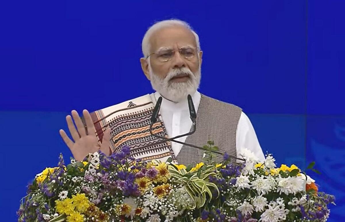 ಬೆಂಗಳೂರು-ಕಲಬುರಗಿ, ಮೈಸೂರು-ಚೆನ್ನೈ; 10 ಹೊಸ ವಂದೇ ಭಾರತ್ ರೈಲುಗಳಿಗೆ ಚಾಲನೆ