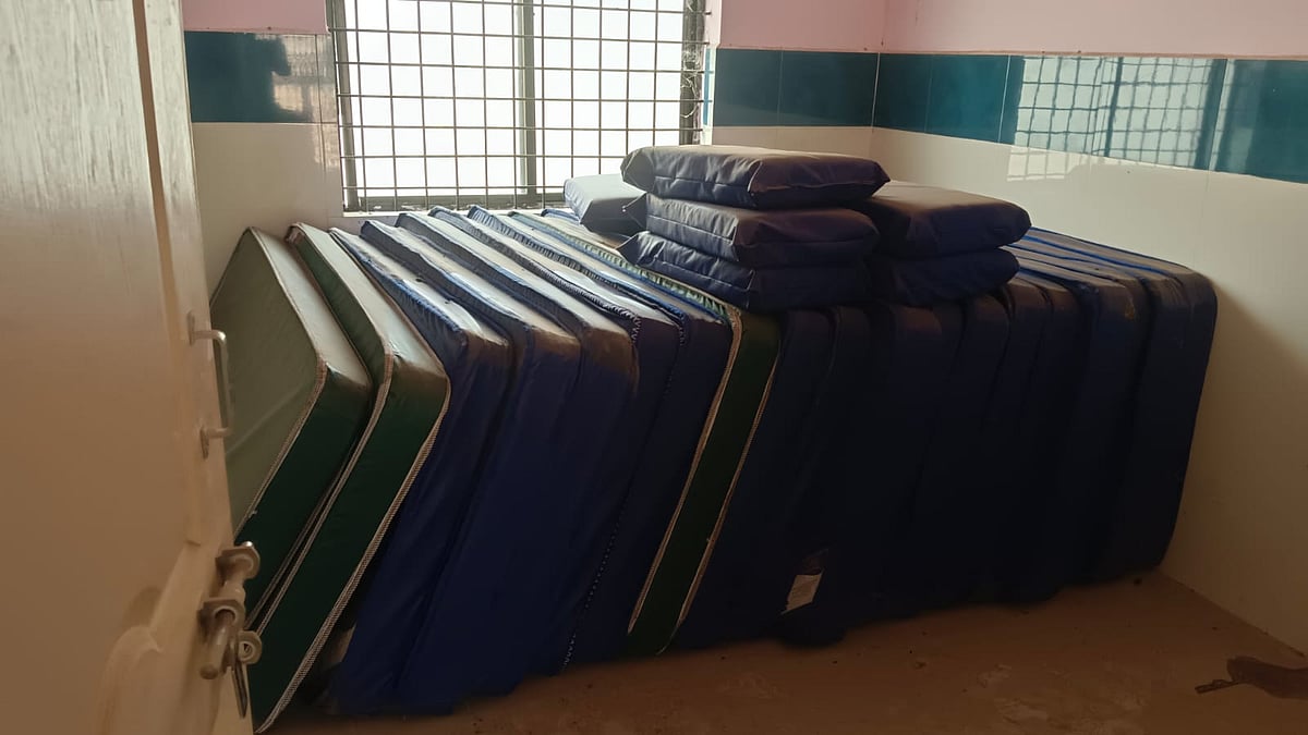 ಹನುಮಸಾಗರ: ಪಾಳುಬಿದ್ದ ಸಮುದಾಯ ಆರೋಗ್ಯ ಕೇಂದ್ರ