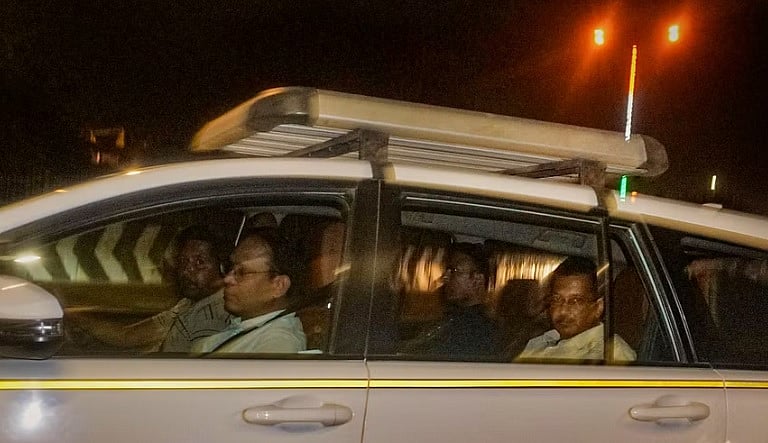 ಇ.ಡಿ ಕ್ರಮ ಪ್ರಶ್ನಿಸಿ ಹೈಕೋರ್ಟ್‌ ಮೆಟ್ಟಿಲೇರಿದ ದೆಹಲಿ ಸಿಎಂ ಅರವಿಂದ ಕೇಜ್ರಿವಾಲ್