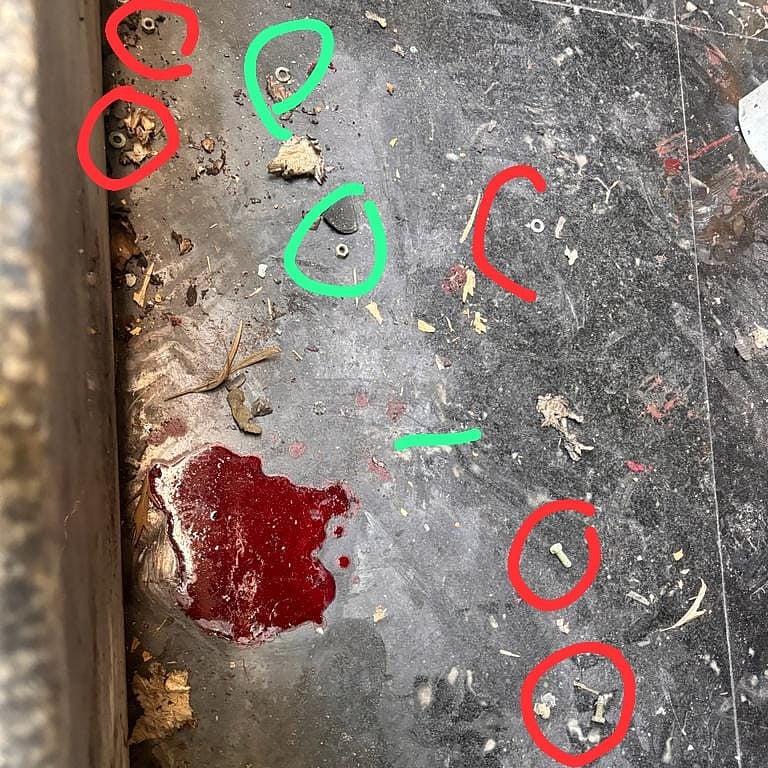 ಗ್ರಾಹಕ ತಂದಿಟ್ಟಿದ್ದ ಬ್ಯಾಗ್‌ನಿಂದ ಸ್ಫೋಟ: ಕಚ್ಚಾ ಬಾಂಬ್ IED ಬಳಕೆ ಶಂಕೆ