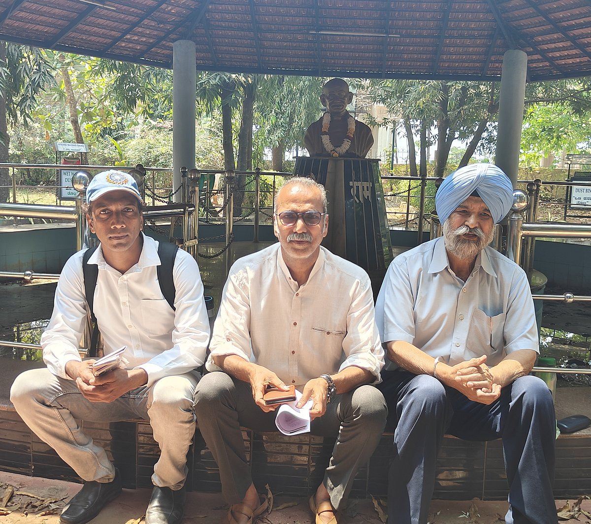 ಅರವಿಂದ ಕೇಜ್ರಿವಾಲ್ ಬಂಧನ ಖಂಡಿಸಿ ಪ್ರತಿಭಟನೆ