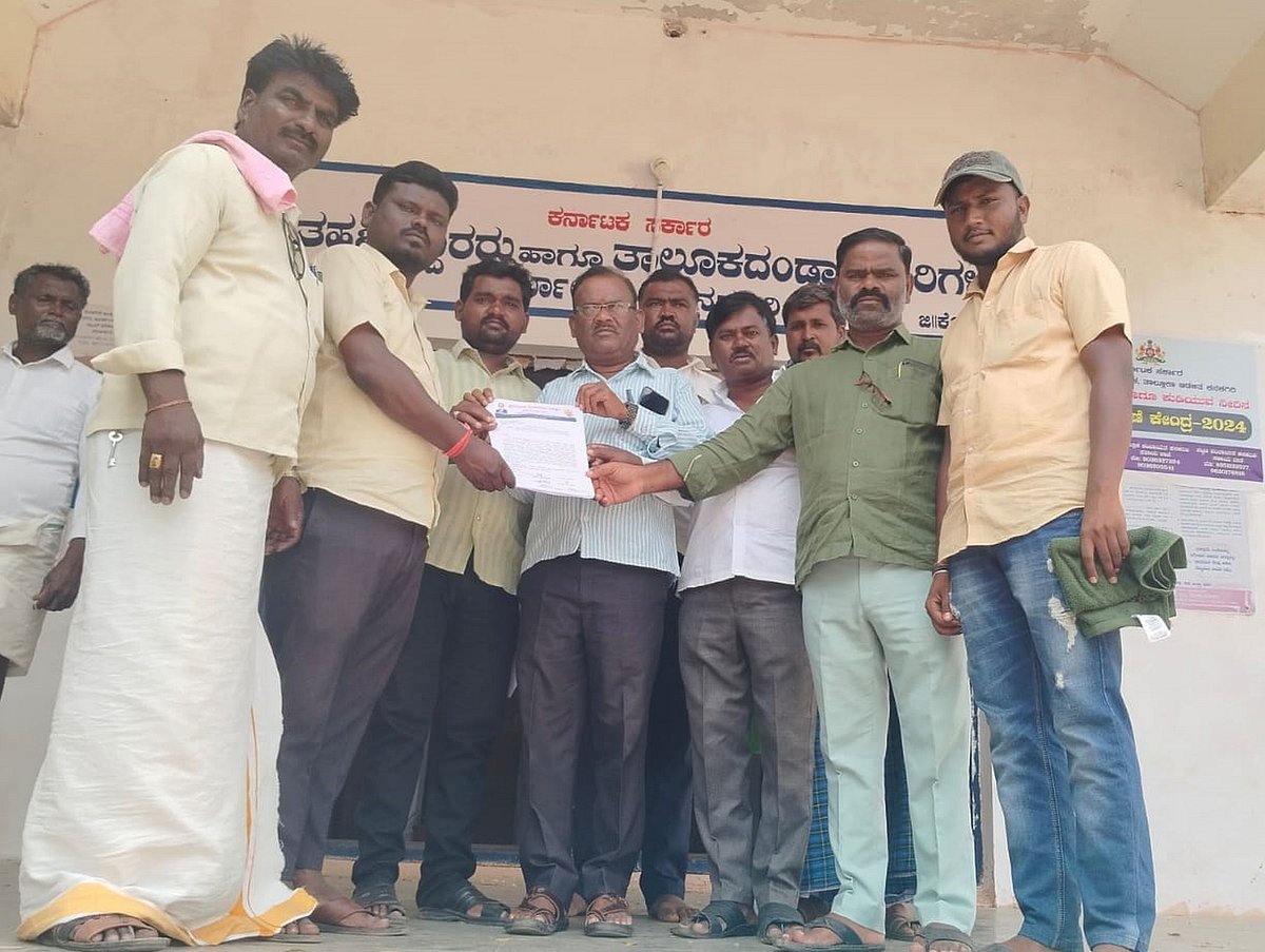 ಅನಂತಕುಮಾರ ಹೆಗಡೆಯನ್ನ ಗಡಿಪಾರು ಮಾಡಿ: ಪಾಮಣ್ಣ ಅರಳಿಗನೂರು ಒತ್ತಾಯ