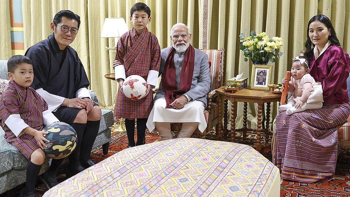 ಭೂತಾನ್ ದೊರೆಯ ಮಕ್ಕಳ ಜೊತೆ ಆಟವಾಡಿದ ಮೋದಿ: ಗಮನಸೆಳೆದ ಫೋಟೊಗಳು