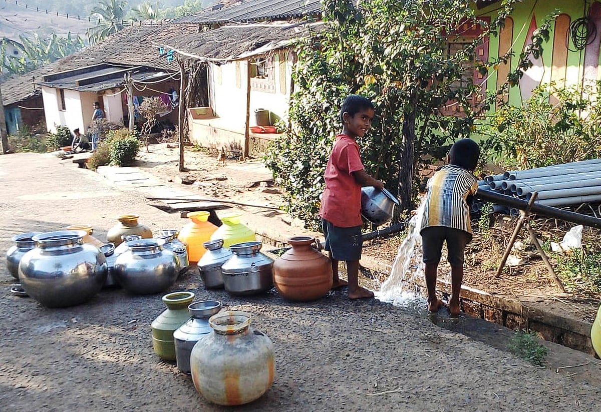 ಖಾನಾಪುರ: ‘ಕಾಡಿನ ಕೂಸು’ಗಳಿಗೂ ತಪ್ಪದ ನೀರಿನ ಬವಣೆ
