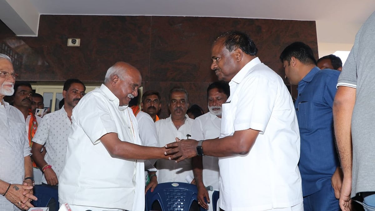 ಮುನಿಸು ಮರೆತು ಒಂದಾದ ಎಚ್‌.ಡಿ. ಕುಮಾರಸ್ವಾಮಿ–ಎಚ್. ವಿಶ್ವನಾಥ್