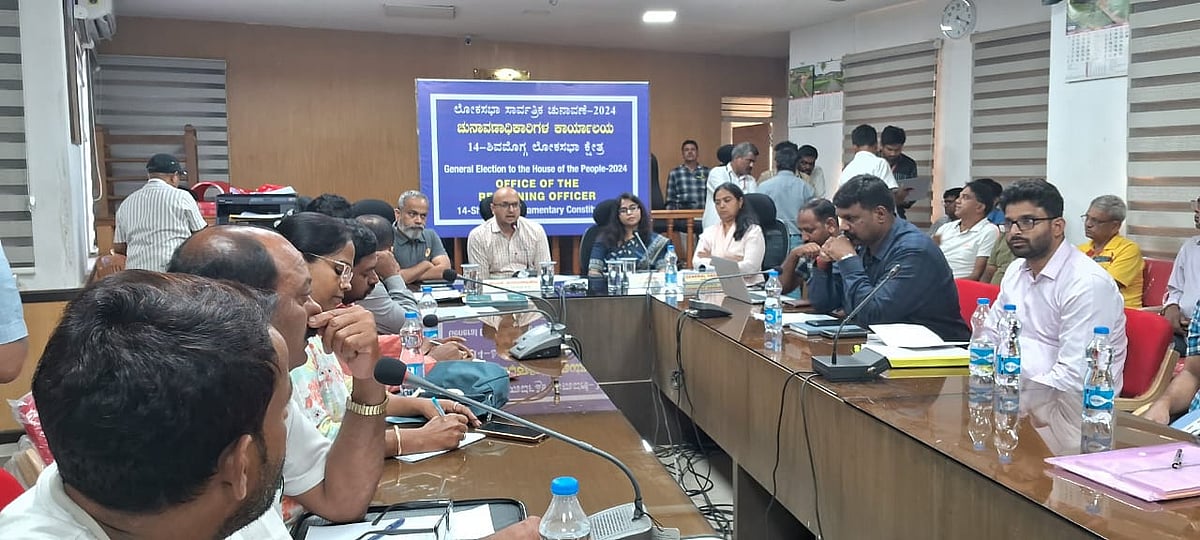 ಶಿವಮೊಗ್ಗ | ಜಾತಿ, ಜನಾಂಗ,ಧರ್ಮದ ಹೆಸರಲ್ಲಿ ಪ್ರಚಾರ ಸಲ್ಲ: ಚುನಾವಣಾಧಿಕಾರಿ ಸೂಚನೆ