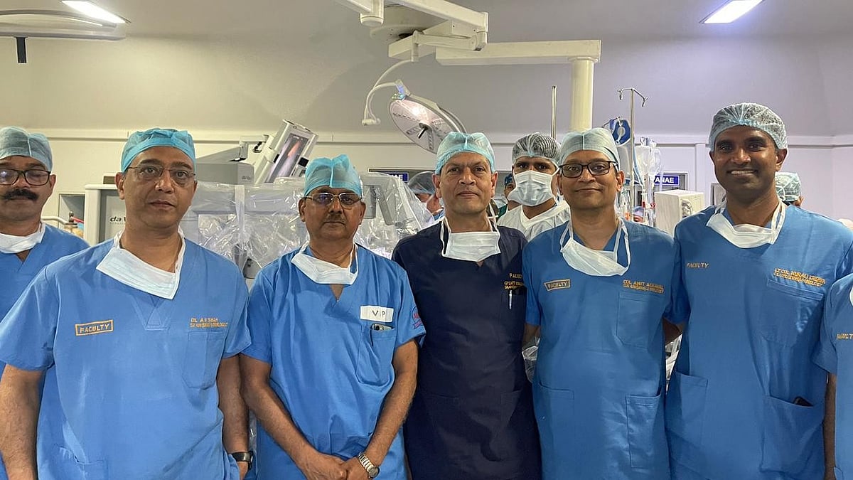 ಸರ್ಕಾರಿ ಆಸ್ಪತ್ರೆಯಲ್ಲಿ ರೊಬೊ ನಡೆಸಿದ ಮೂತ್ರಪಿಂಡ ಕಸಿ ಶಸ್ತ್ರಚಿಕಿತ್ಸೆ ಯಶಸ್ವಿ