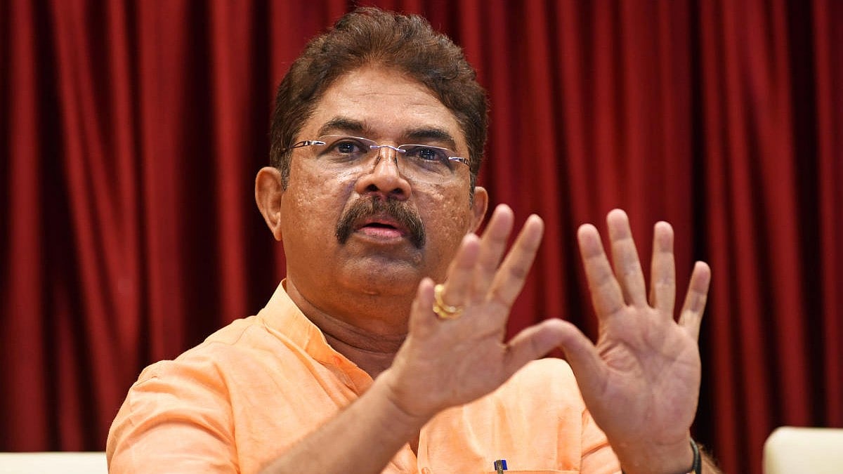 ಸೈಟ್ ಲಪಟಾಯಿಸಿ ಸ್ವಾಭಿಮಾನಿ ಸಮಾವೇಶ ಮಾಡಿದರೆ ಪಾಪ ಕಳೆದು ಹೋಗುತ್ತದೆಯೇ?: ಅಶೋಕ