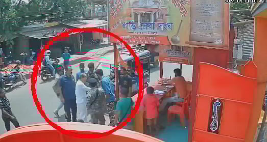 ಕಾಂಗ್ರೆಸ್ ನಾಯಕ ಅಧೀರ್ ರಂಜನ್ ಚೌಧರಿ ವಿರುದ್ಧ ಟಿಎಂಸಿ ಗೂಂಡಾಗಿರಿ ಆರೋಪ